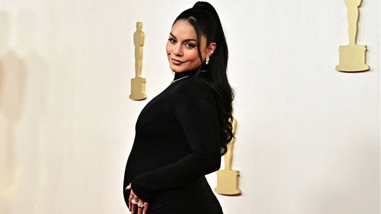 2024 Academy Awards Vanessa Hudgens Announces Pregnancy 1055 Wduv 