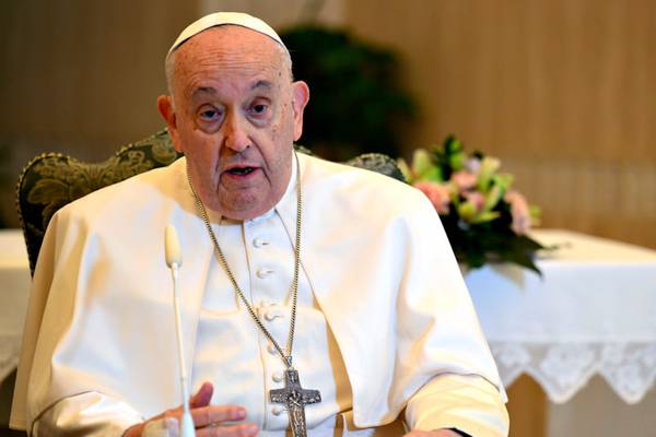 Pope Francis reveals lung inflammation, will still travel to Dubai