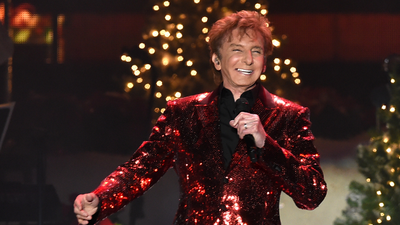 It’ll be ‘A Very Barry Christmas’: Barry Manilow to headline new NBC Christmas special