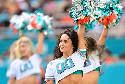 NFL Tampa Bay Buccaneers vs Miami Dolphins