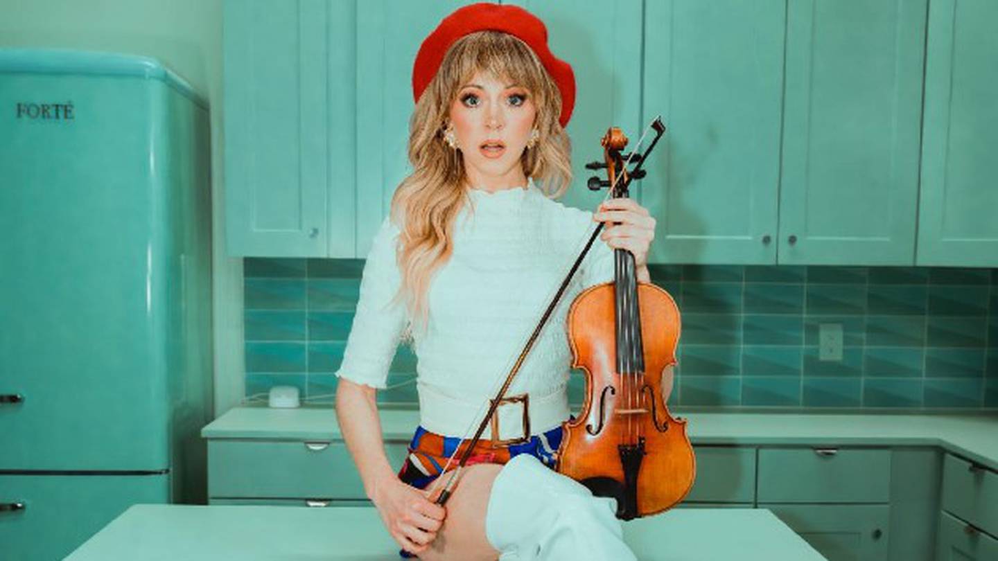 Lindsey Stirling Announces Duality 2024 Tour 1055 Wduv